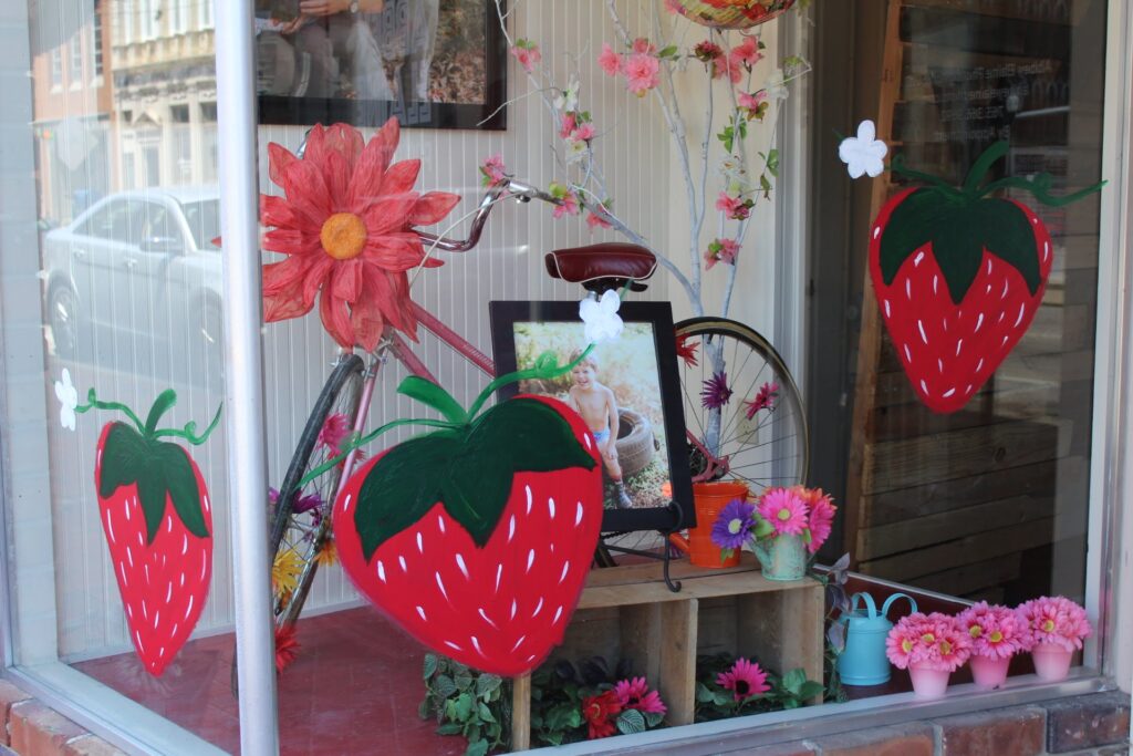 It's Strawberry Festival Time in Historic Downtown Crawfordsville