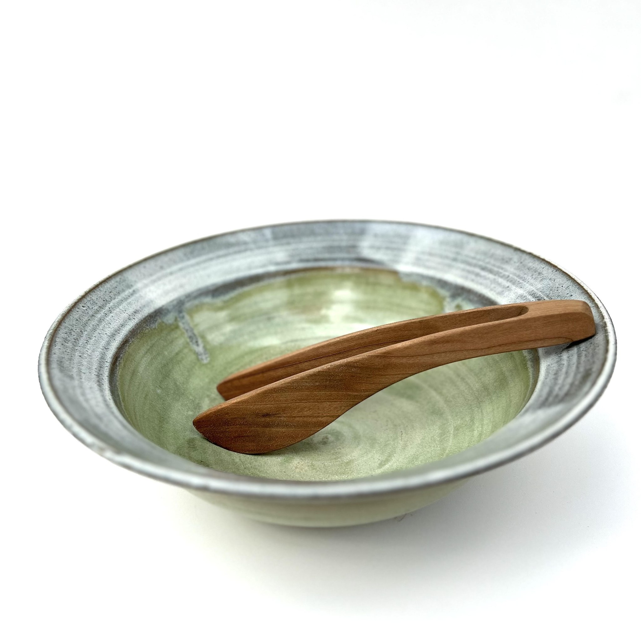 https://www.visitmoco.com/wp-content/uploads/2023/11/Pottery-Utensils.jpg